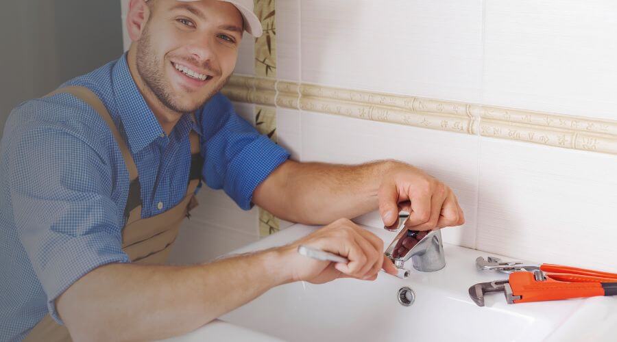 Professional clogged drains services in Dows, IA